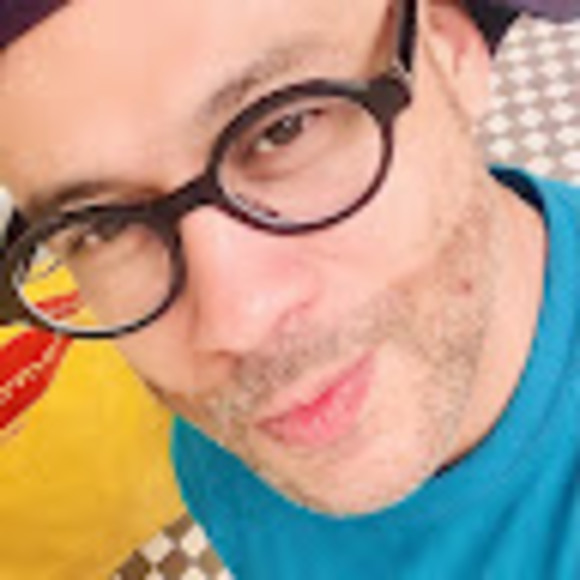 Meet your Posher, Sandro - Picture 1 of 1